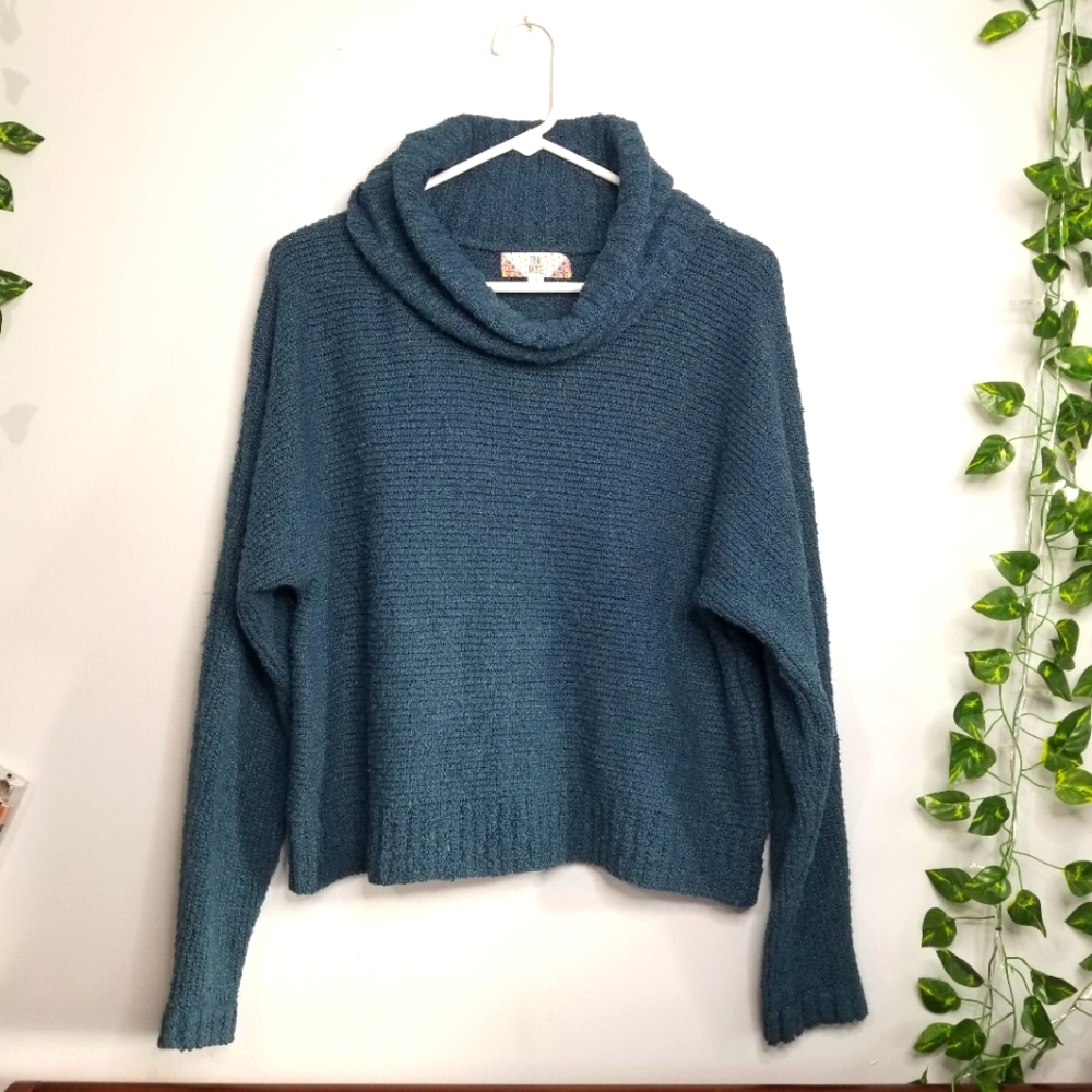 Pink Rose Cowl Neck Blue Med Relaxed Knit Polyester Waist Length Womens …